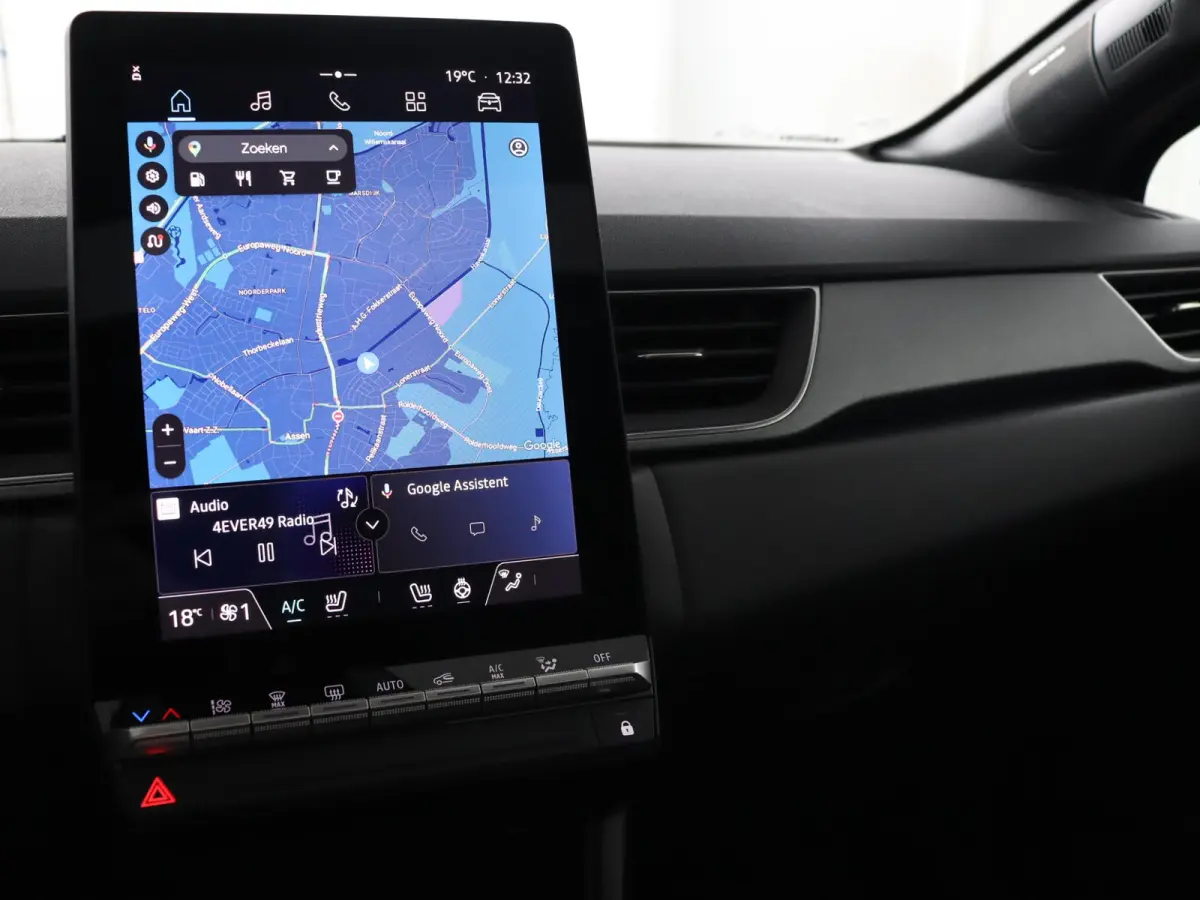 techno full hybrid E-Tech 160 | pack advanced driving assist | pack light & sound |