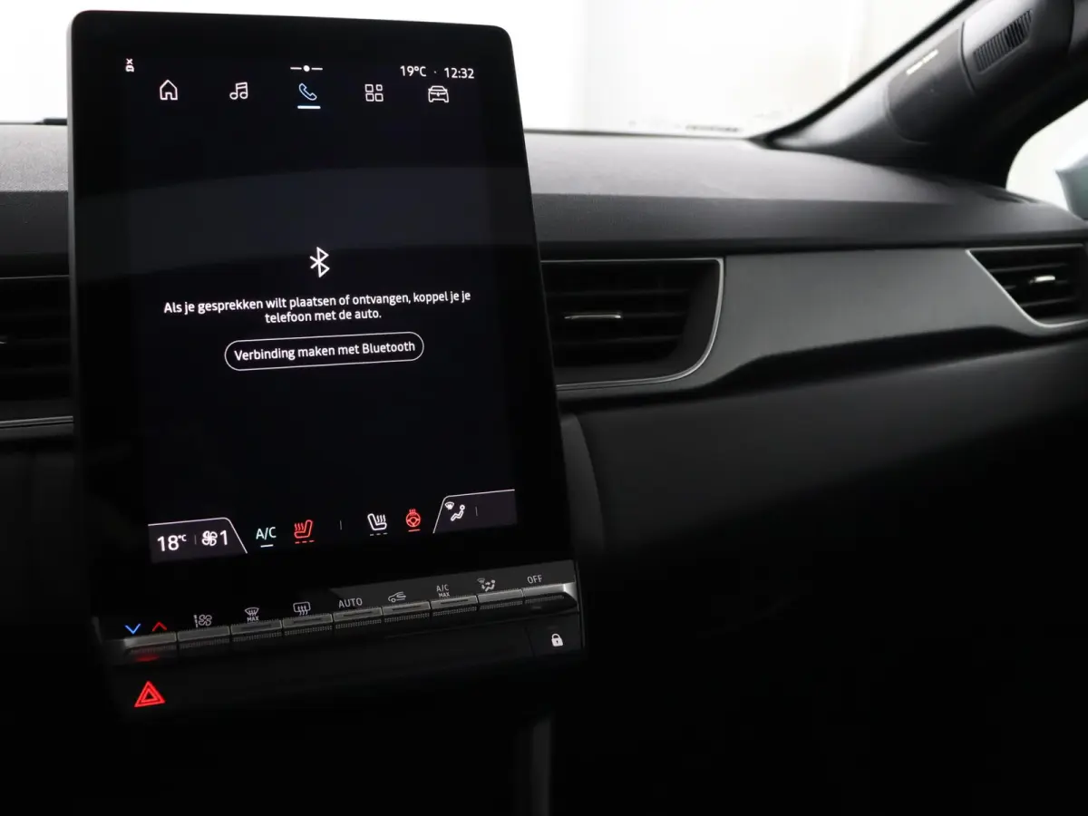 techno full hybrid E-Tech 160 | pack advanced driving assist | pack light & sound |