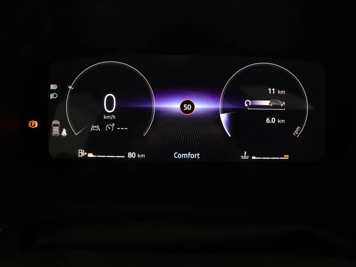 techno full hybrid E-Tech 160 | pack advanced driving assist | pack light & sound |