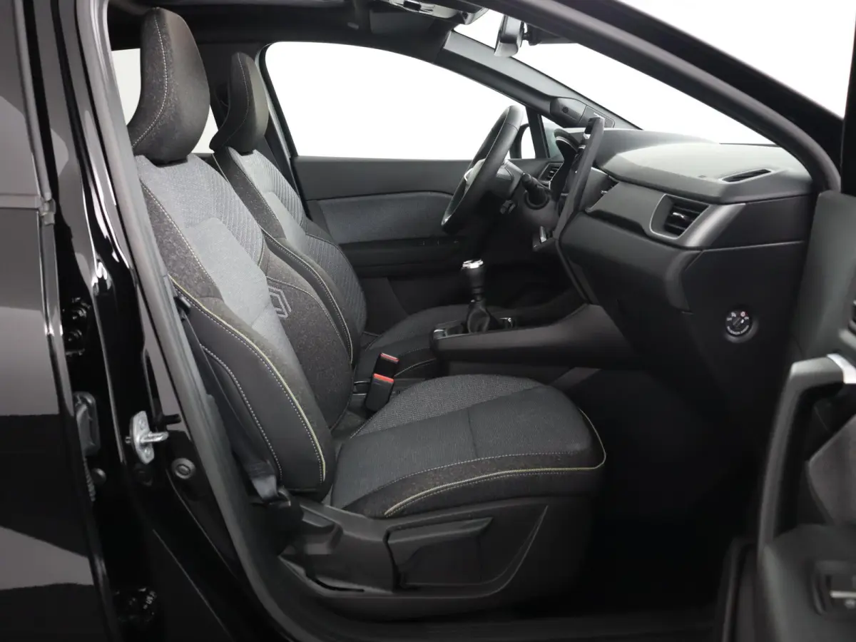 techno full hybrid E-Tech 160 | pack advanced driving assist | pack light & sound |