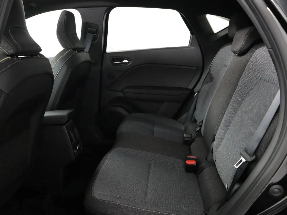 techno full hybrid E-Tech 160 | pack advanced driving assist | pack light & sound |