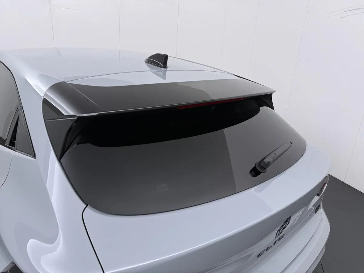 esprit Alpine full hybrid E-Tech 160 pk | Achteruitrijcamera | Draadloze telefoonoplader | Elektronisch geregelde airconditioning