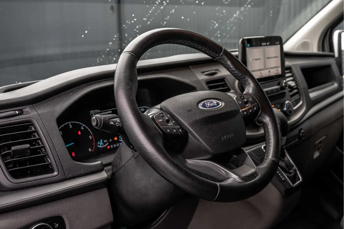 2.0 EcoBlue L1H1 | Automaat | 3-Zits | Camera | Carplay | Cruise | PDC | Airco | Trekhaak