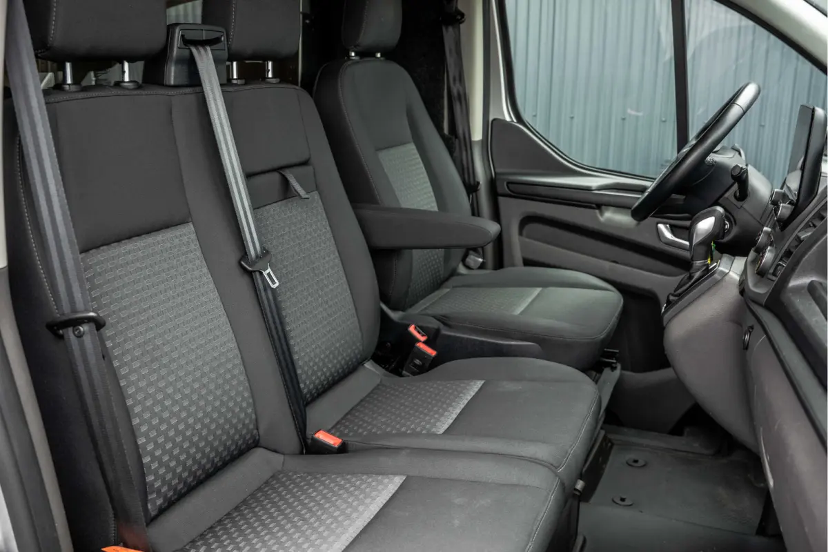 2.0 EcoBlue L1H1 | Automaat | 3-Zits | Camera | Carplay | Cruise | PDC | Airco | Trekhaak
