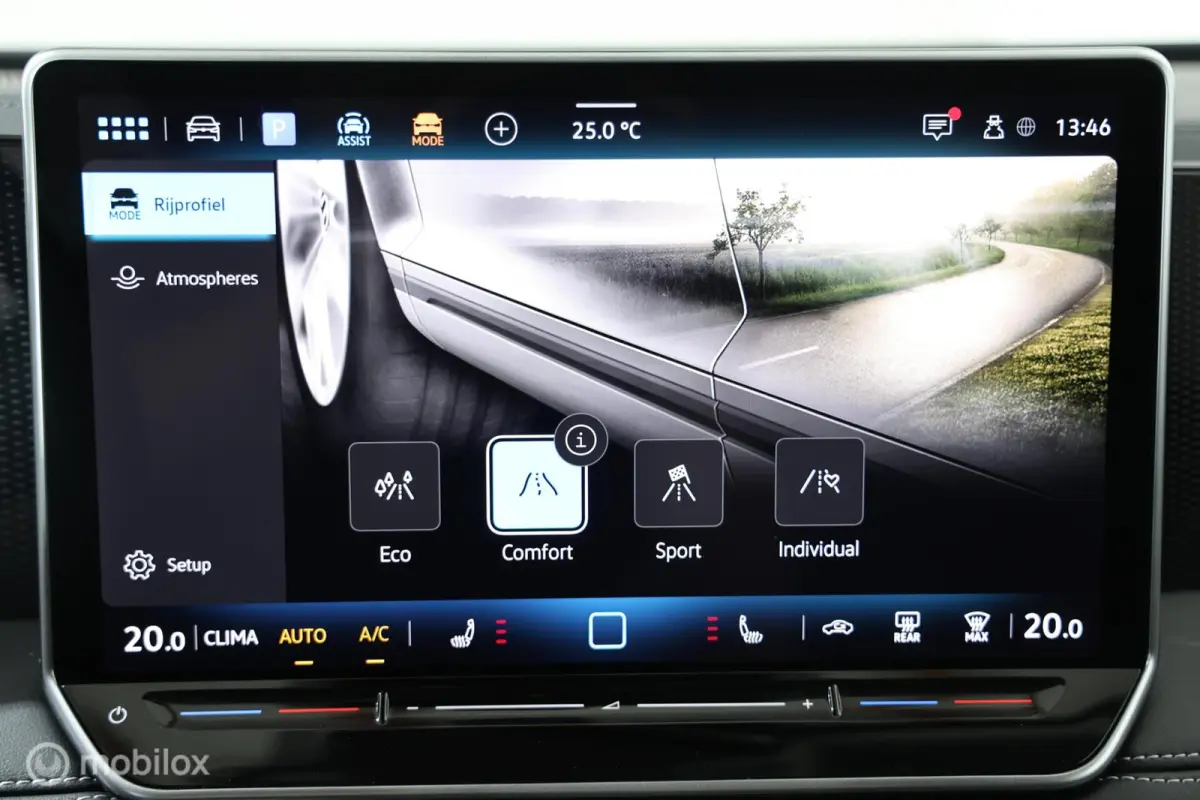 1.5 eTSI - Stuur/Stoelverwarming - Elektrische trekhaak - 360 Camera