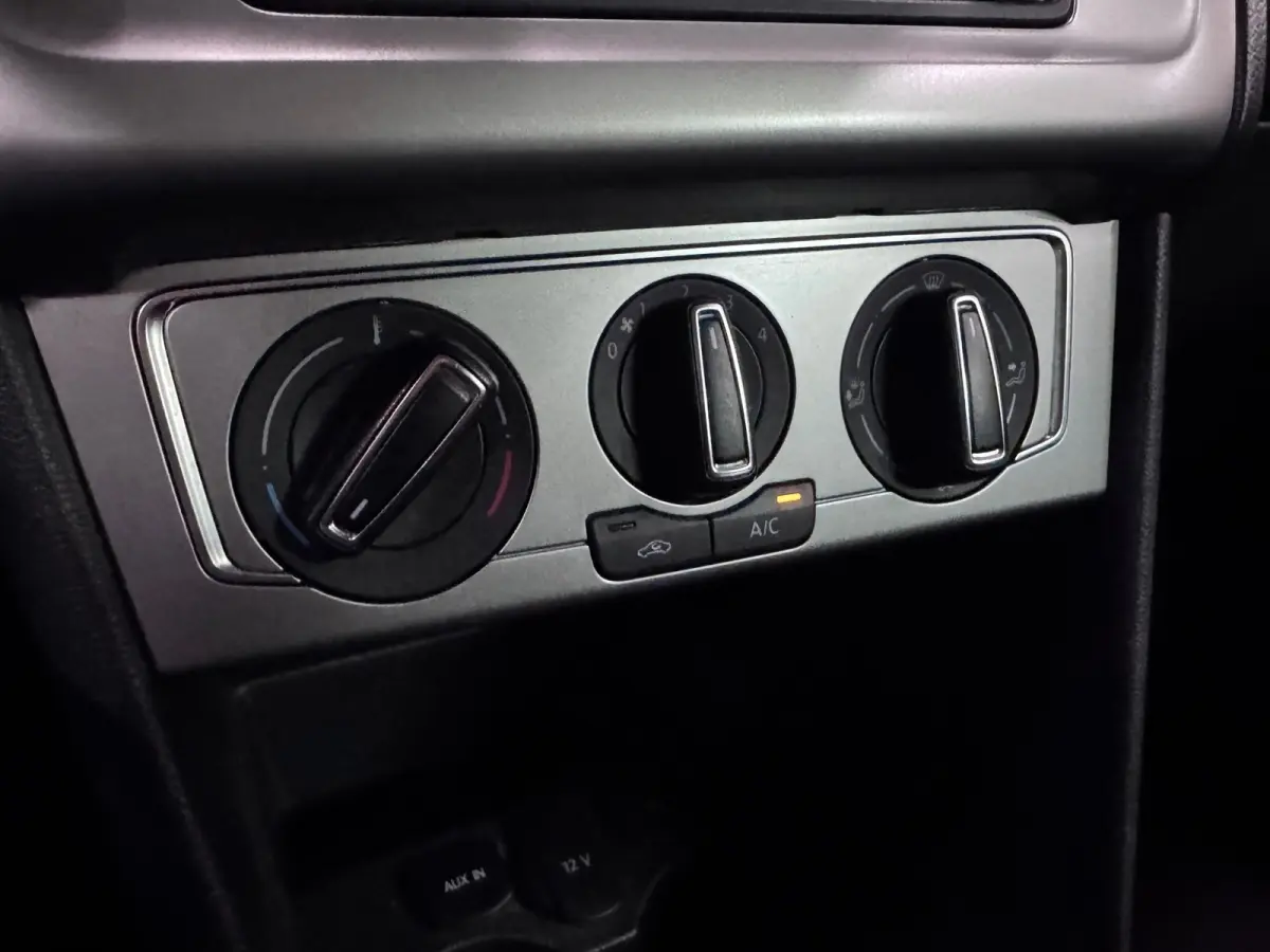 1.0 BlueMotion Edition Apple Carplay Airco Volledig onderhouden