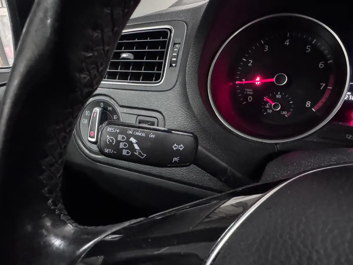 1.0 BlueMotion Edition Apple Carplay Airco Volledig onderhouden