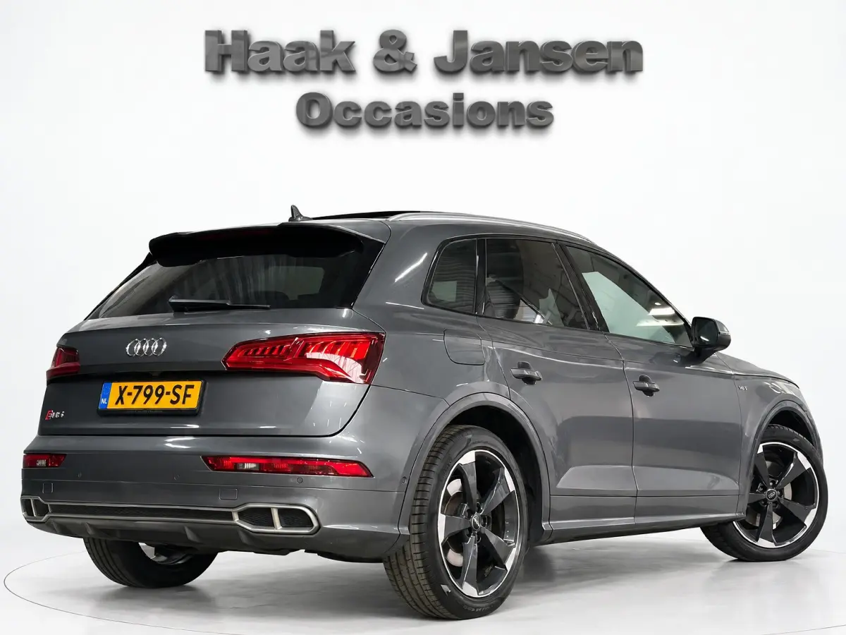 3.0 TFSI SQ5 quattro Pro Line Plus Pano Leder