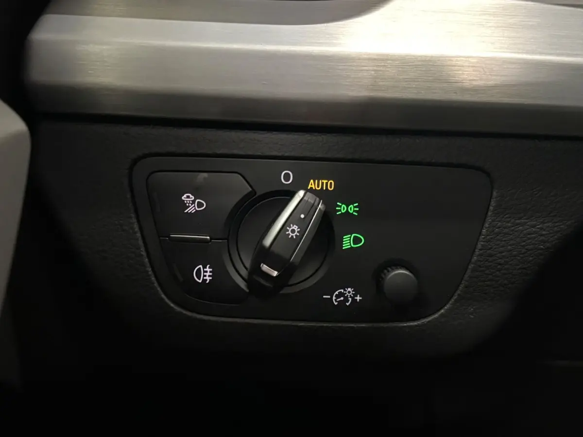 3.0 TFSI SQ5 quattro Pro Line Plus Pano Leder