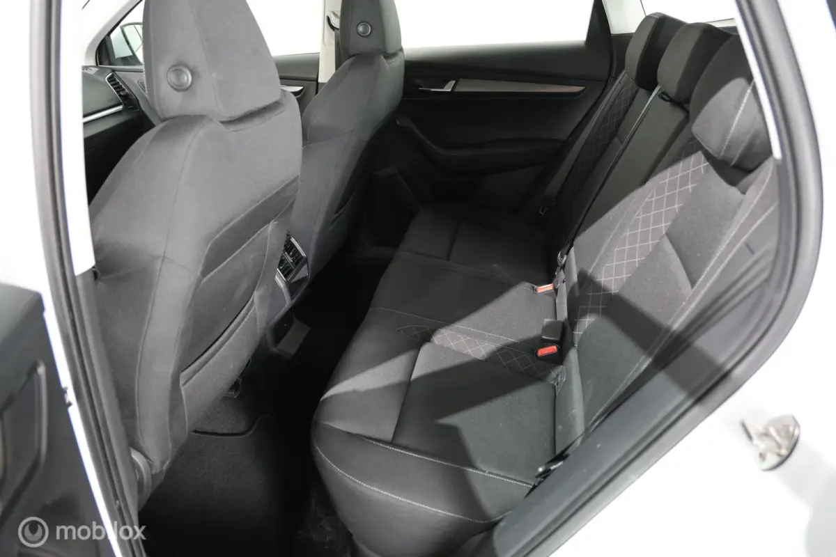 1.0 TSI Style - Elektrische trekhaak - Carplay - Stoelverwarming