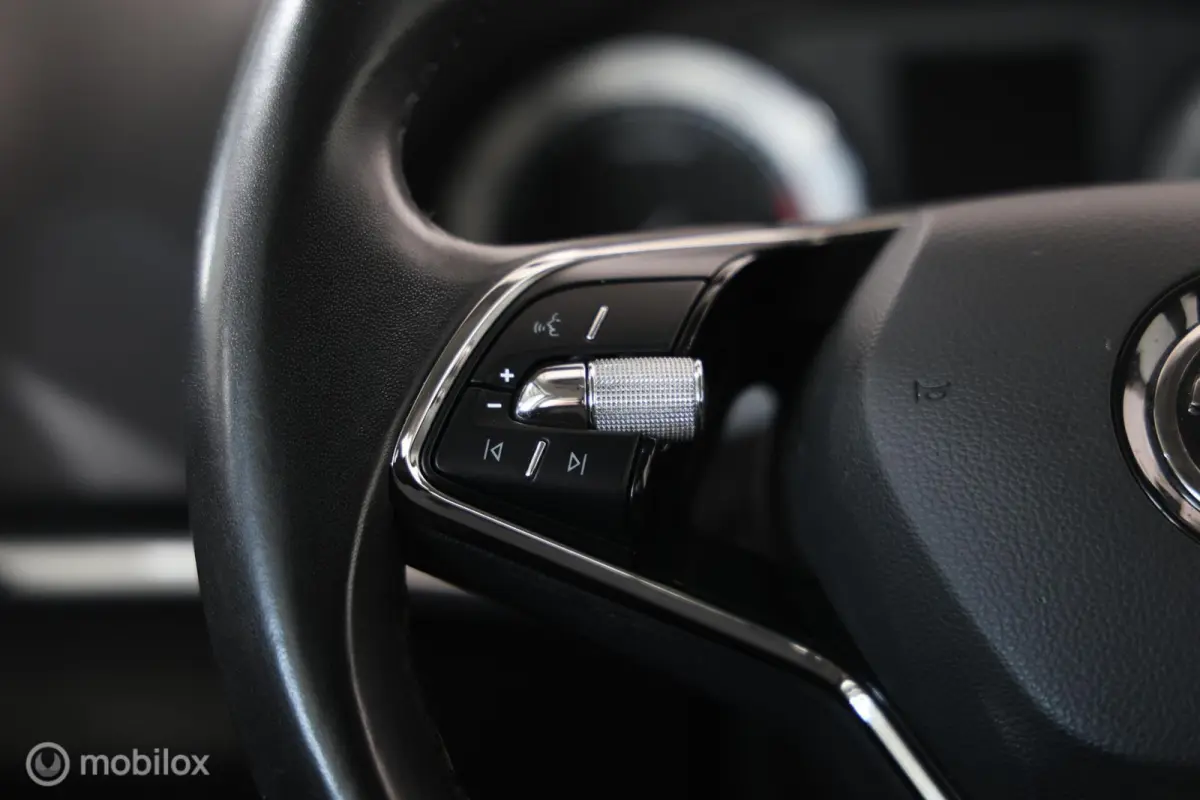 1.0 TSI Style - Elektrische trekhaak - Carplay - Stoelverwarming