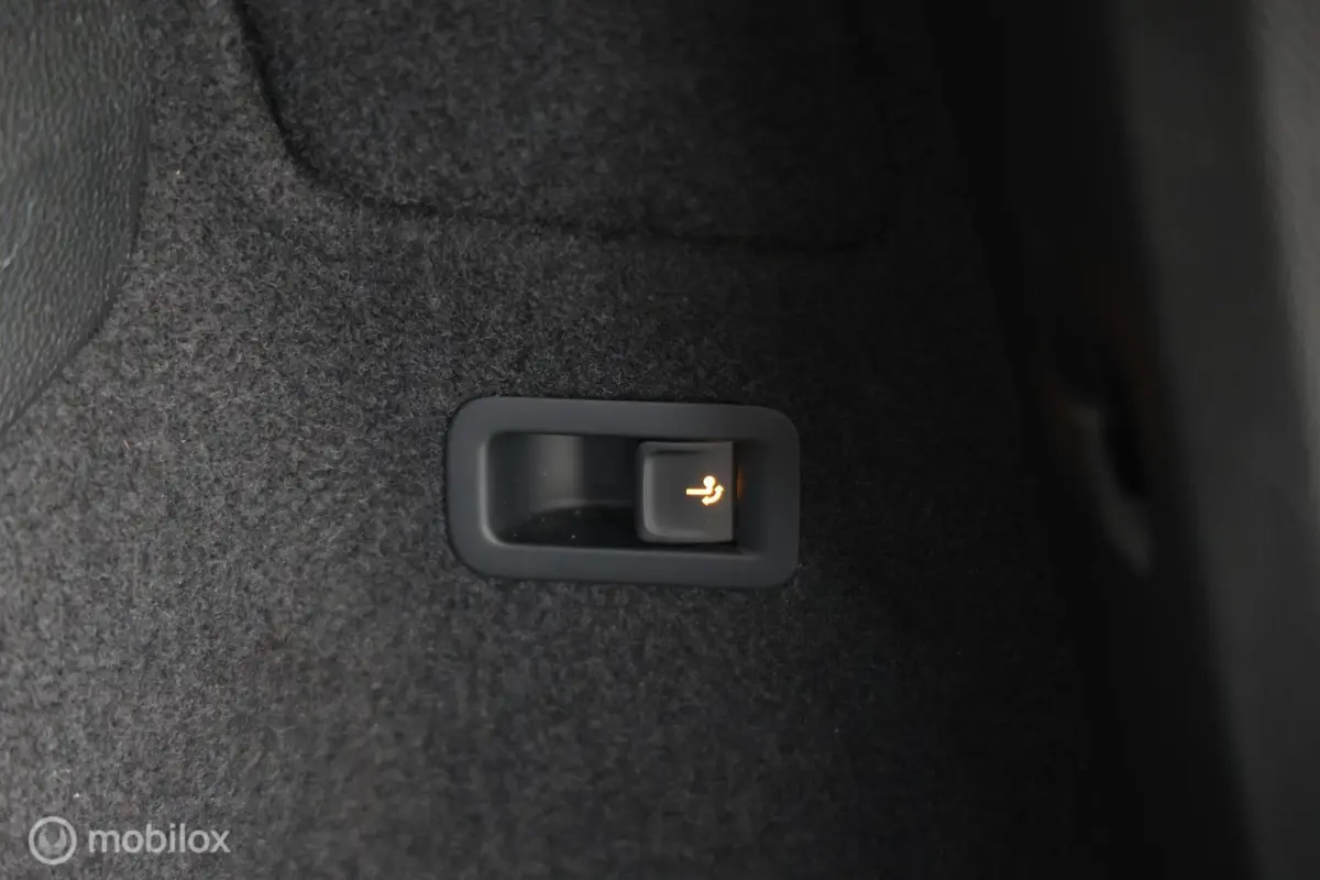 1.0 TSI Style - Elektrische trekhaak - Carplay - Stoelverwarming