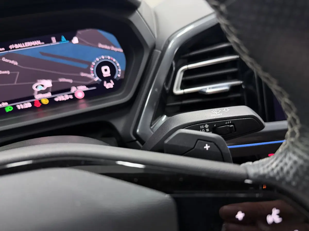 50 quattro 21" 3X S-LINE LEDER+ M-STOELEN/PANO/H-UP/SONOS/DAB/CARPLAY/ADAPT-CRUISE///