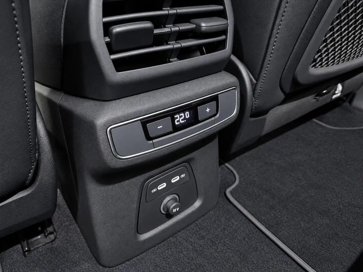 50 quattro 21" 3X S-LINE LEDER+ M-STOELEN/PANO/H-UP/SONOS/DAB/CARPLAY/ADAPT-CRUISE///