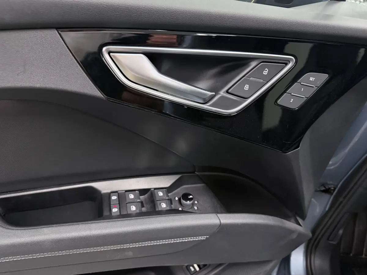 50 quattro 21" 3X S-LINE LEDER+ M-STOELEN/PANO/H-UP/SONOS/DAB/CARPLAY/ADAPT-CRUISE///