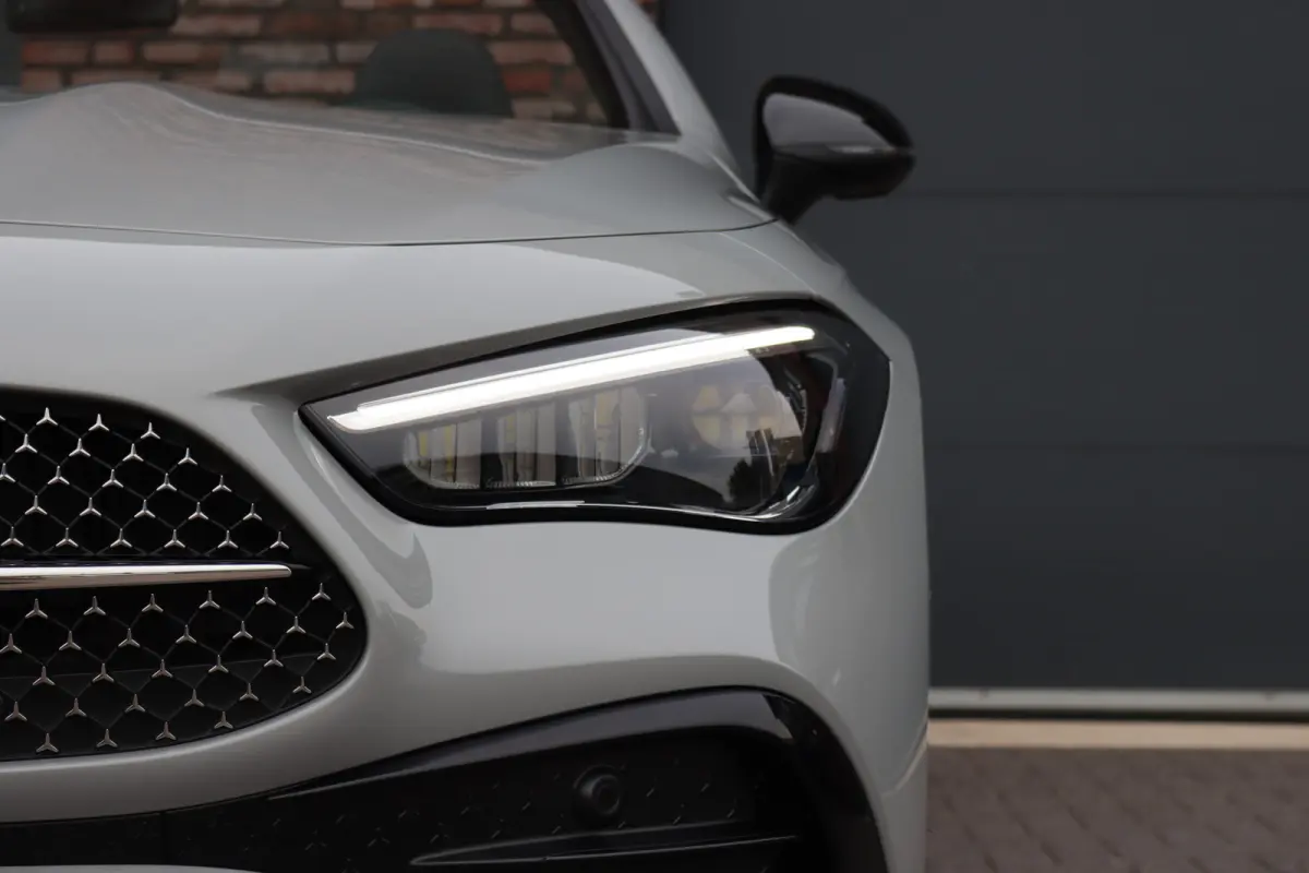 200 AMG Line | Distronic | Airscarf | Memory | Burmester | Keyless Go | Cabriocomfortpakket | Verwarmd Stuurwiel | Camera |