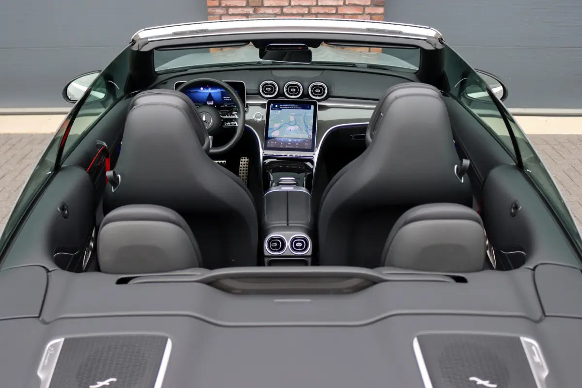 200 AMG Line | Distronic | Airscarf | Memory | Burmester | Keyless Go | Cabriocomfortpakket | Verwarmd Stuurwiel | Camera |