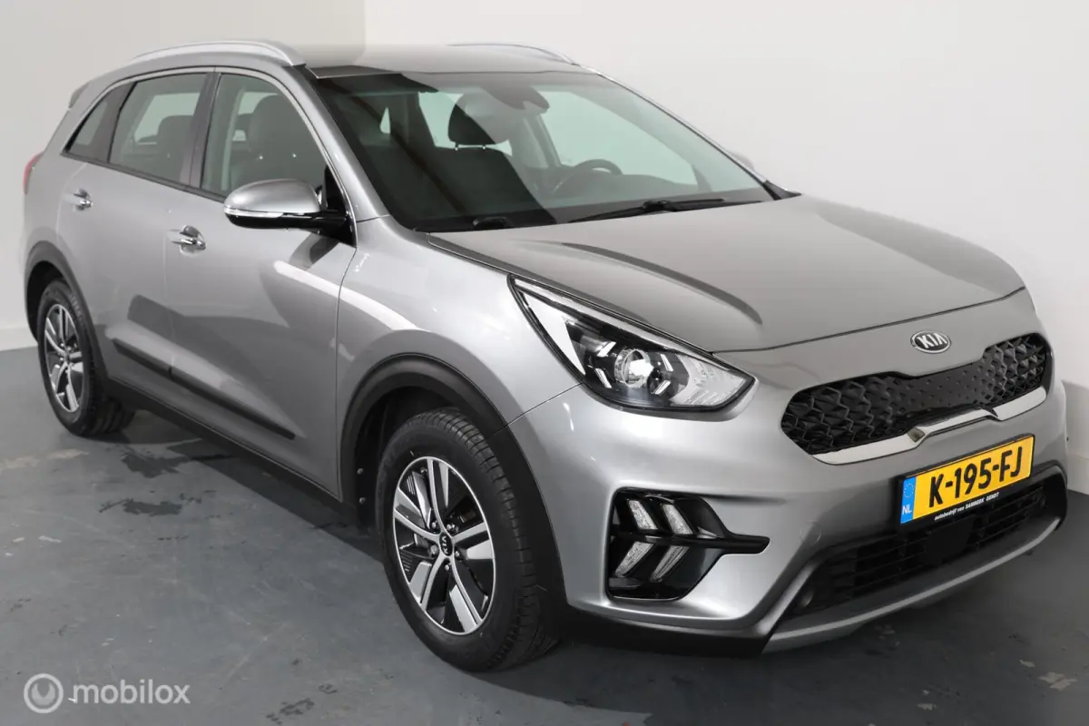 1.6 GDi Hybrid DynamicLine - Carplay - Camera - Navi