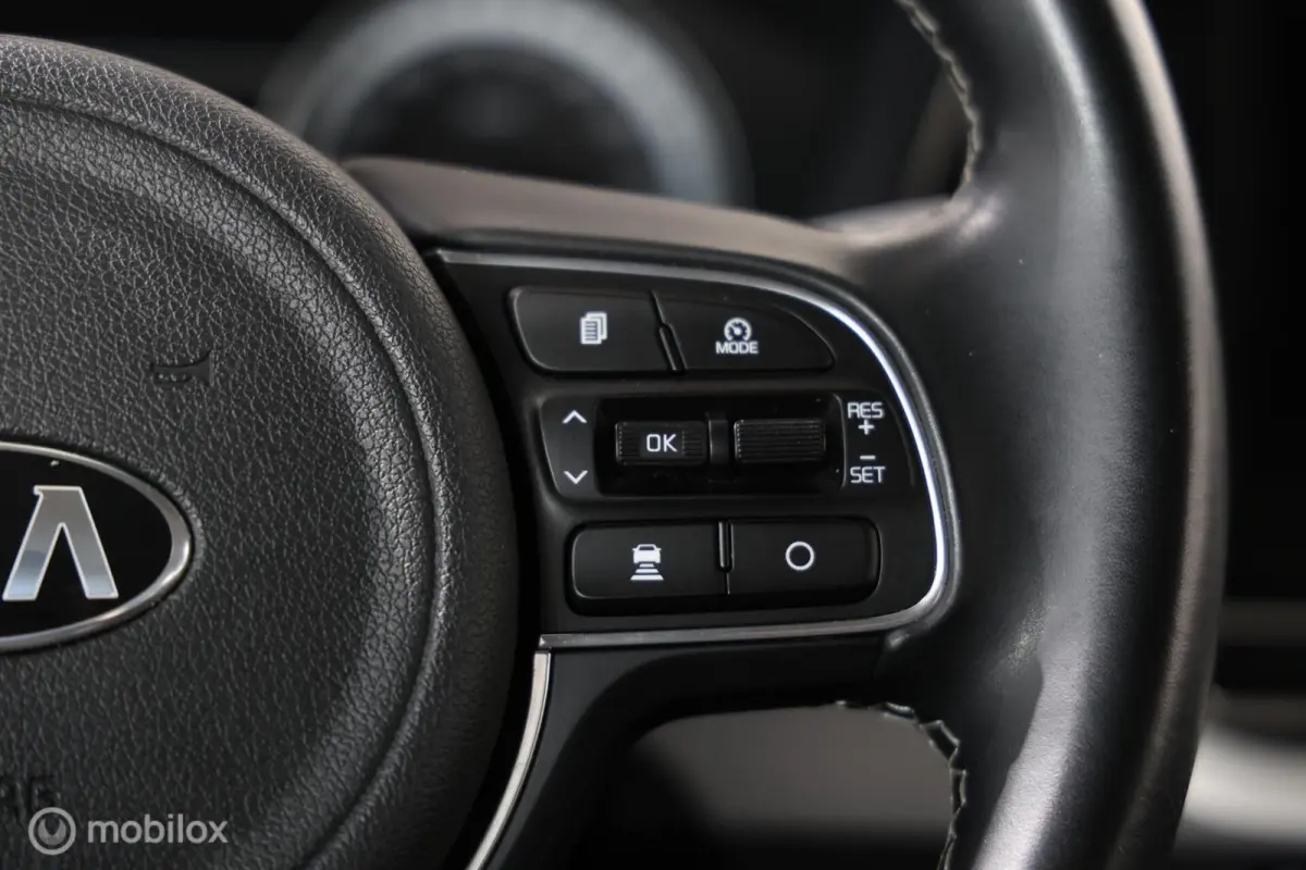 1.6 GDi Hybrid DynamicLine - Carplay - Camera - Navi