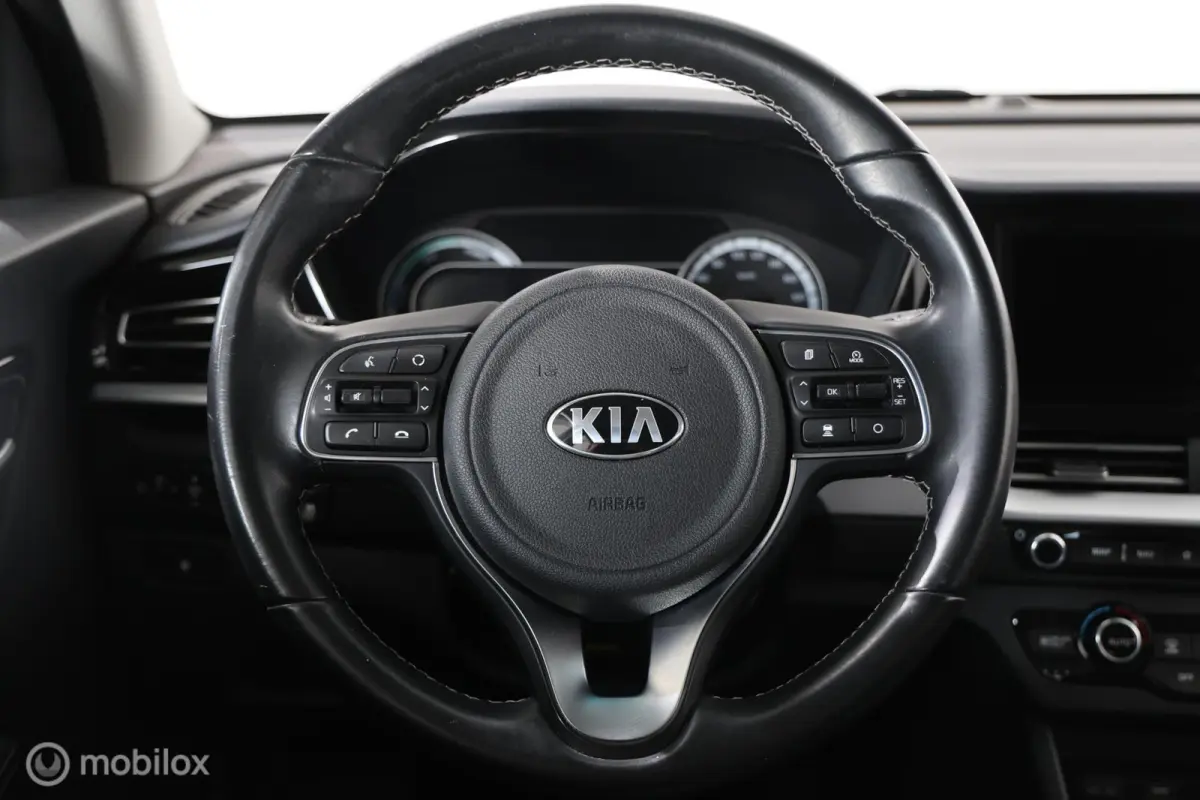 1.6 GDi Hybrid DynamicLine - Carplay - Camera - Navi
