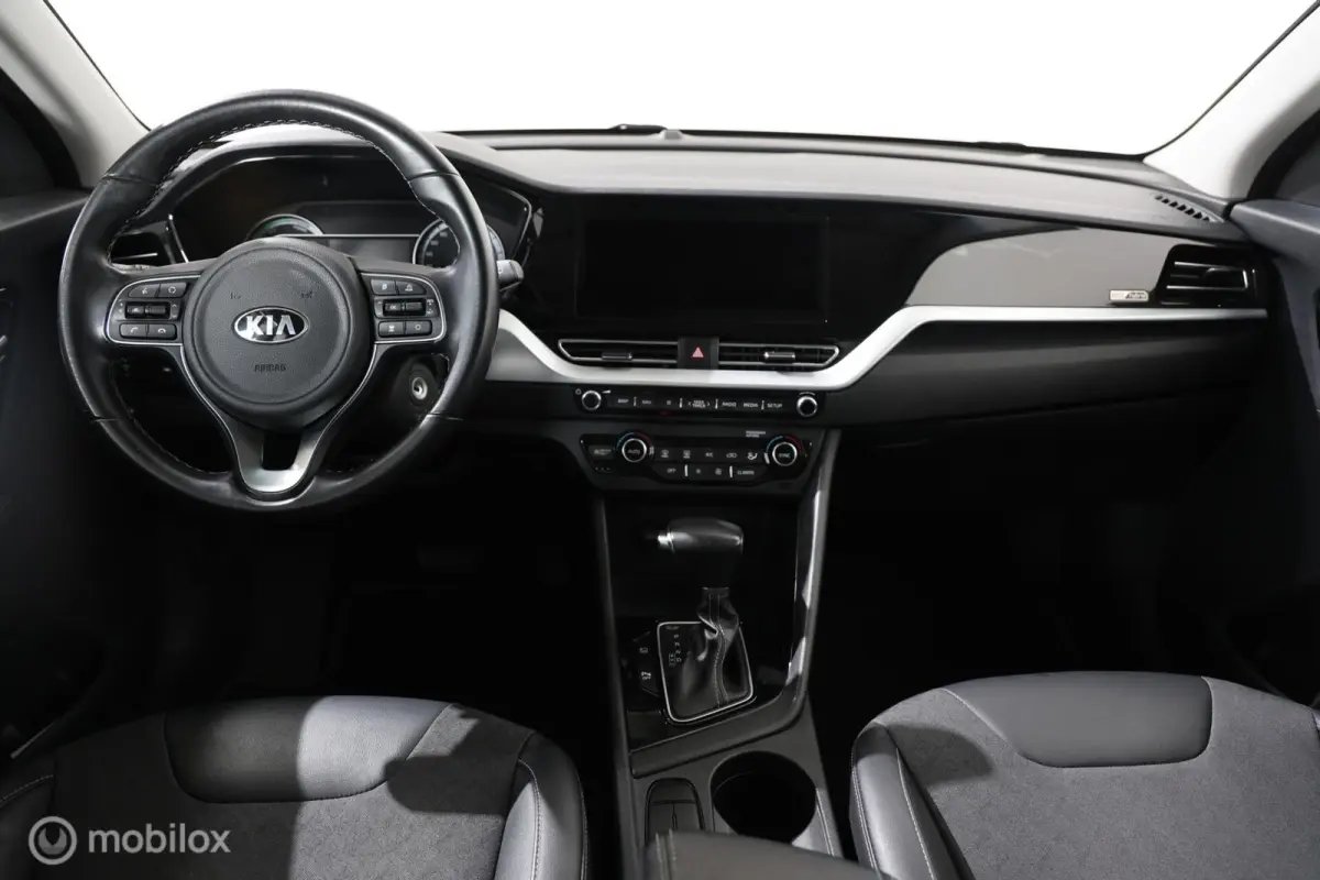1.6 GDi Hybrid DynamicLine - Carplay - Camera - Navi