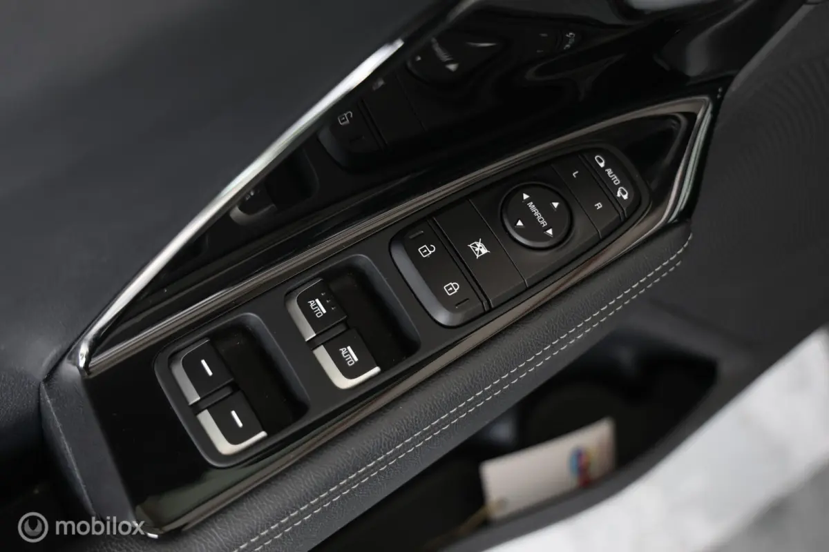 1.6 GDi Hybrid DynamicLine - Carplay - Camera - Navi