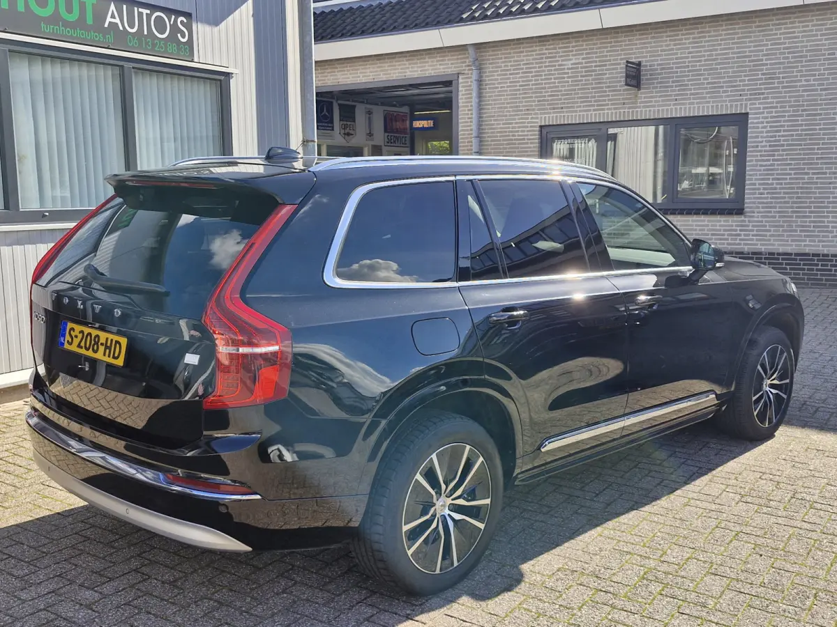 T8 Recharge AWD | Draadloze telefoonlader | Dodehoekdetectie met correctie | Trekhaak elektrisch bedienbaar | Vermoeidheidsherkenning | Extra getint glas achter | Verwarmde voorruit | Stuur 