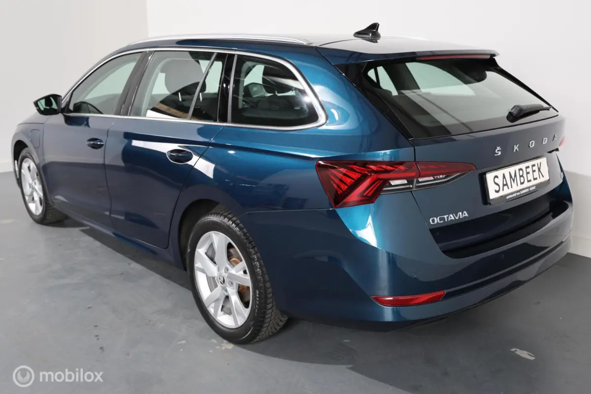 1.4 TSI iV PHEV Business Edition