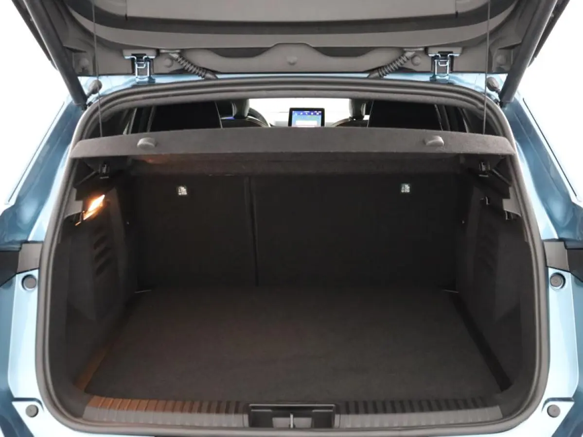 iconic full hybrid E-Tech 160 | Achteruitrijcamera | Active driver assist | Elektrisch verwarmbare voorstoelen
