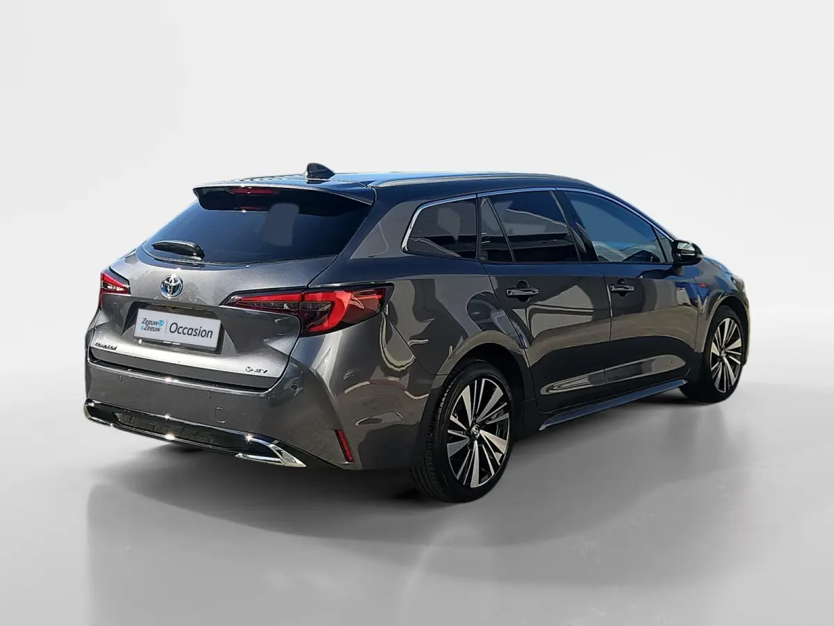 Hybrid 140 Dynamic | Carplay | Parkeer Camera | Navigatie | Stoelverwarming | Parkeer sensoren |