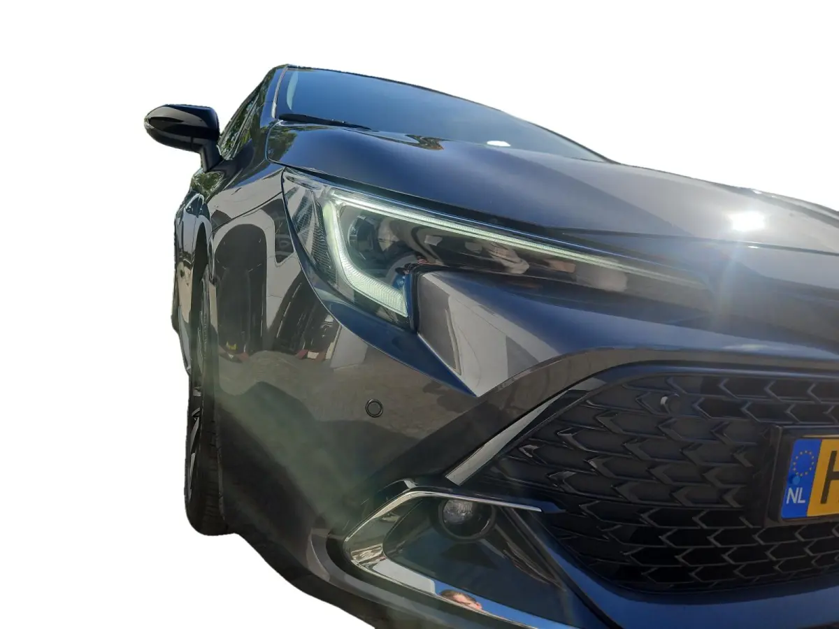 Hybrid 140 Dynamic | Carplay | Parkeer Camera | Navigatie | Stoelverwarming | Parkeer sensoren |