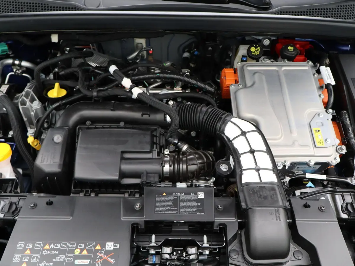 techno full hybrid E-Tech 160 | pack driving & comfort |