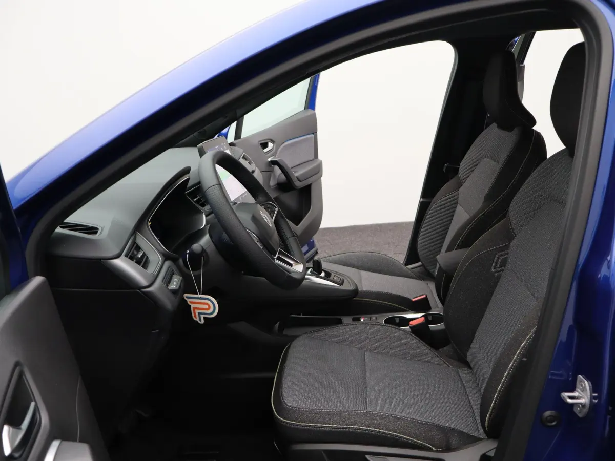 techno full hybrid E-Tech 160 | pack driving & comfort |