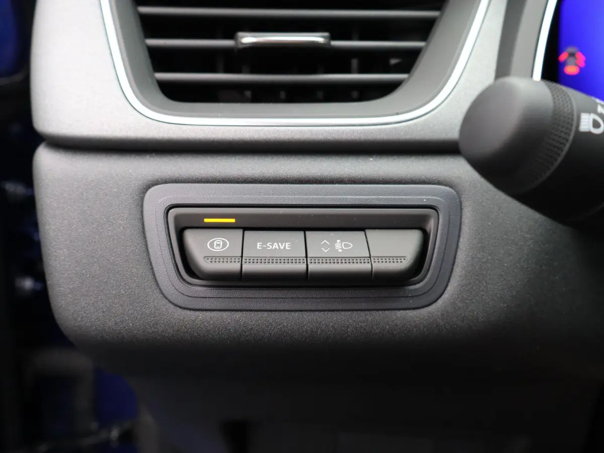 techno full hybrid E-Tech 160 | pack driving & comfort |