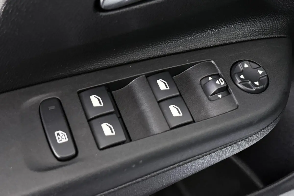 1.2 Turbo Hybrid GS Automaat Camera Apple CarPlay LED