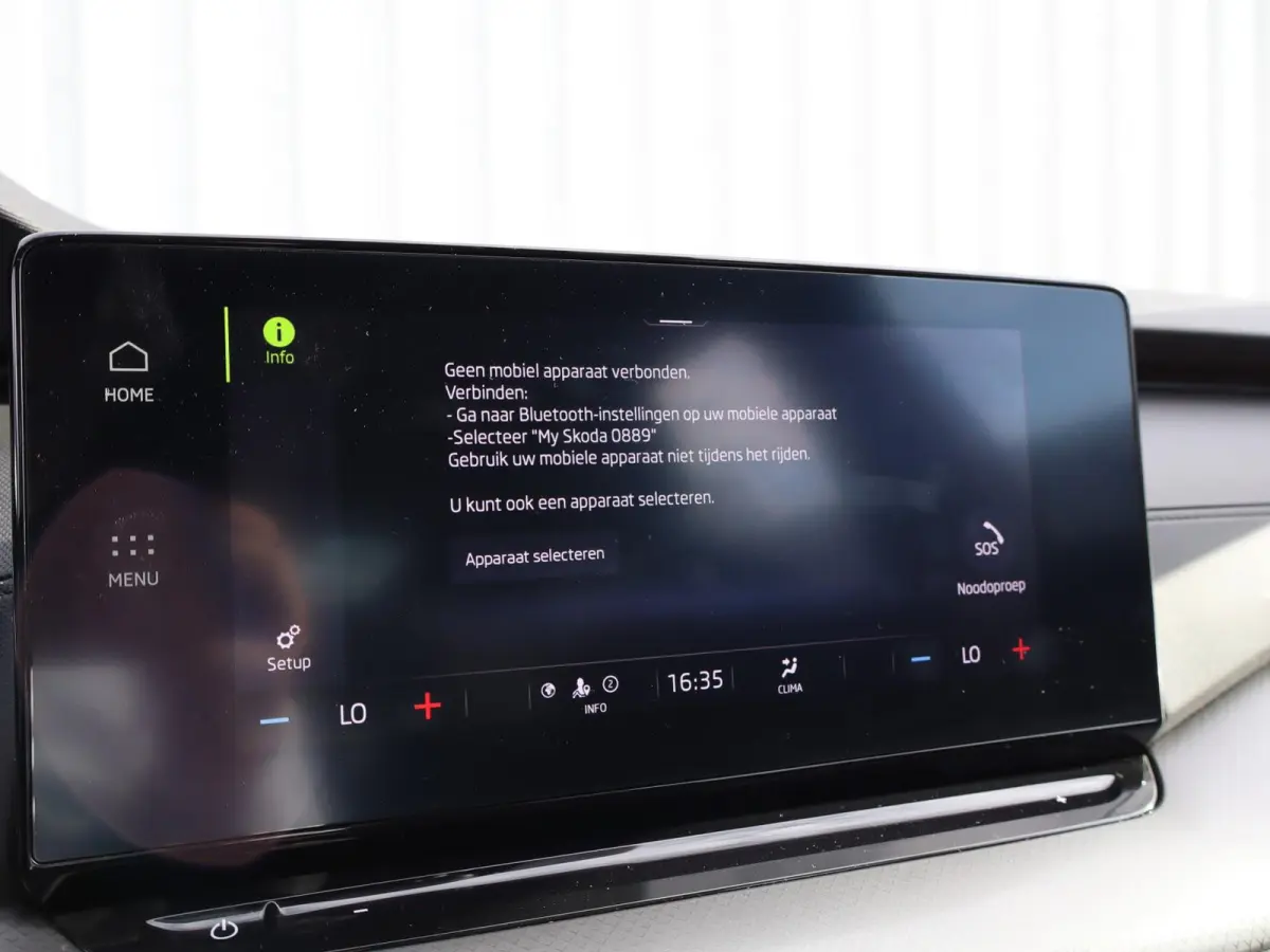 1.0 TSI 110pk Business Edition | Apple Carplay/Android Auto | Parkeersensoren | Cruise Control | LED Koplampen | Keyless Entry | Grootlichtassistentie