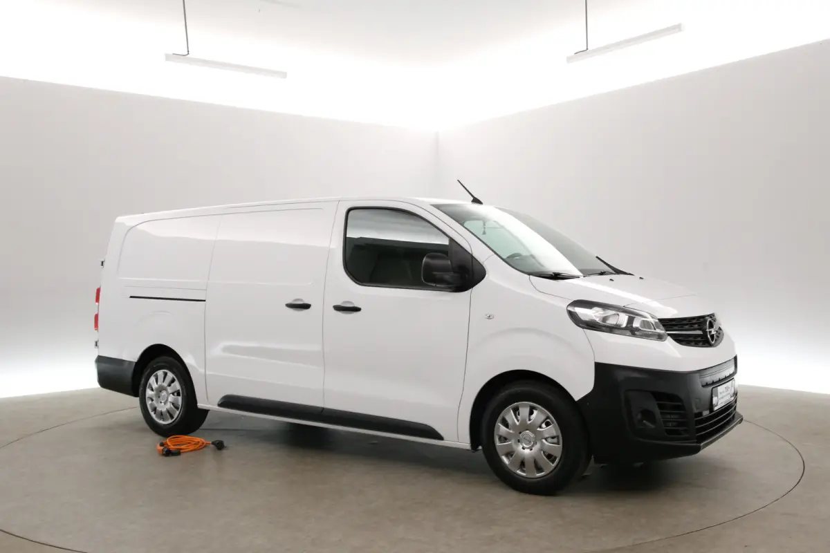 75 kWh L3H1 Long Range | Snelladen | SOH 91% | Airco | Cruise | 3 Zits | Parkeersens.
