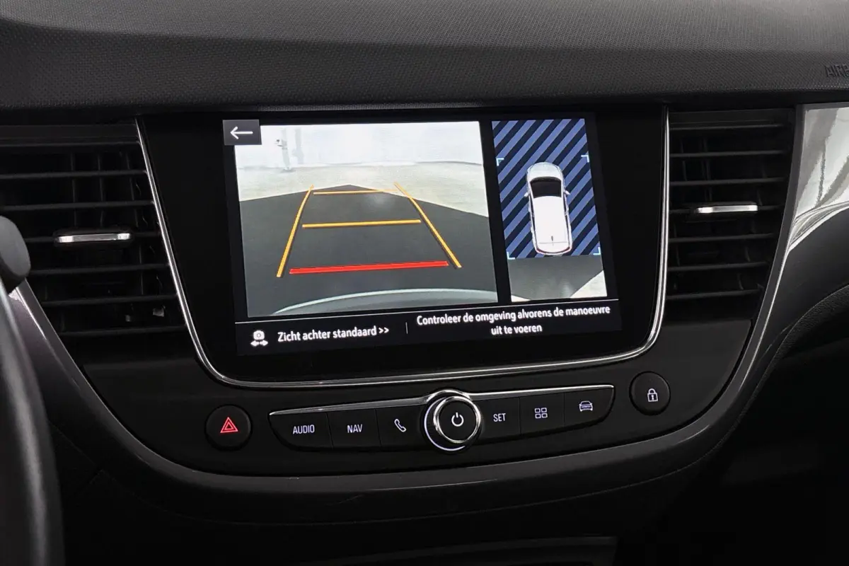 1.2 Turbo Elegance Camera Keyless LED Apple CarPlay