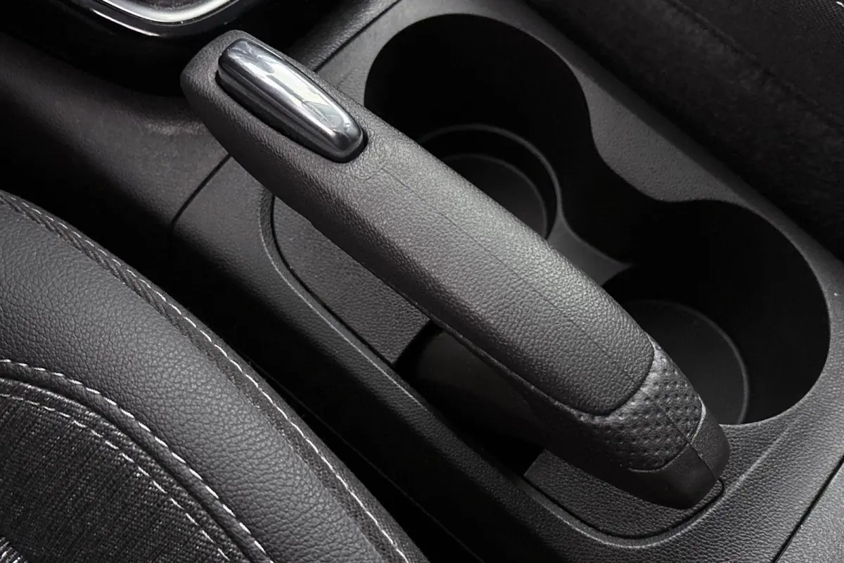 1.2 Turbo Elegance Camera Keyless LED Apple CarPlay