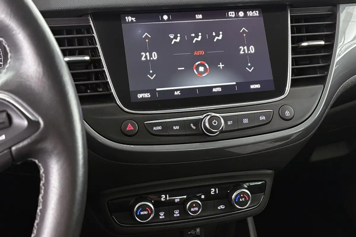 1.2 Turbo Elegance Camera Keyless LED Apple CarPlay
