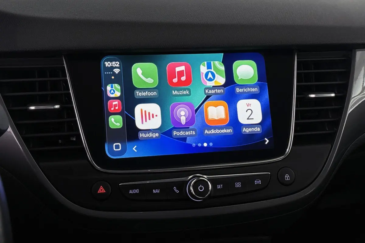 1.2 Turbo Elegance Camera Keyless LED Apple CarPlay
