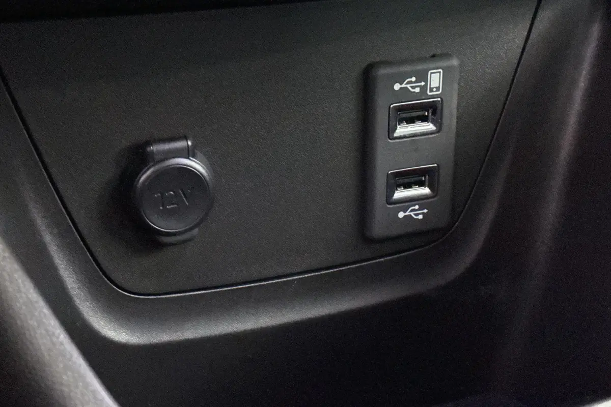 1.2 Turbo Elegance Camera Keyless LED Apple CarPlay