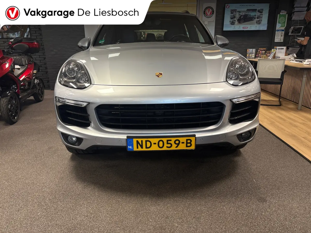 3.0 D Platinum Edition/pano/sport chrono/sport design/luchtverong/bose