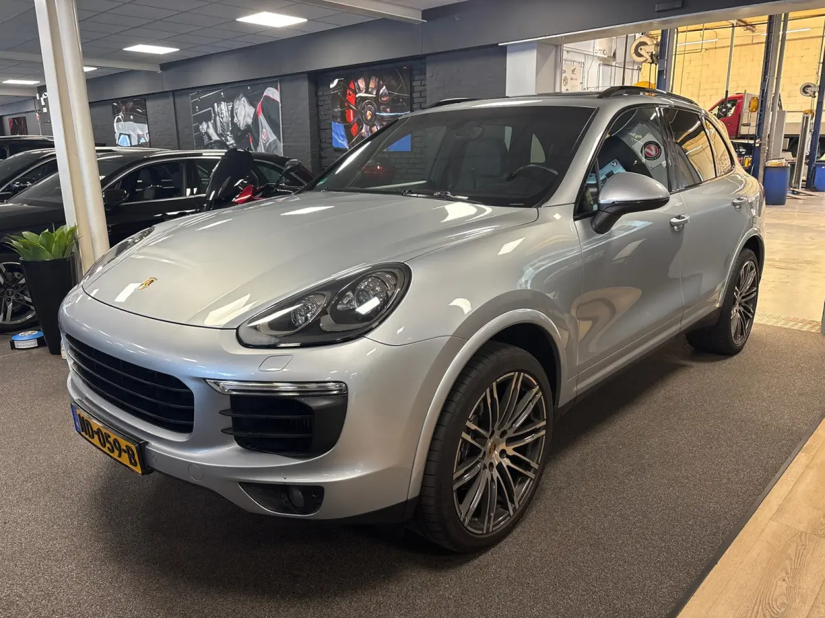 3.0 D Platinum Edition/pano/sport chrono/sport design/luchtverong/bose
