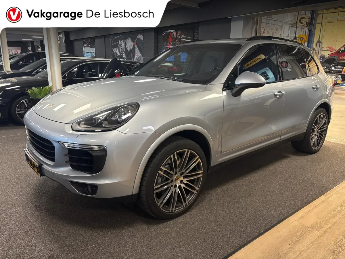 3.0 D Platinum Edition/pano/sport chrono/sport design/luchtverong/bose