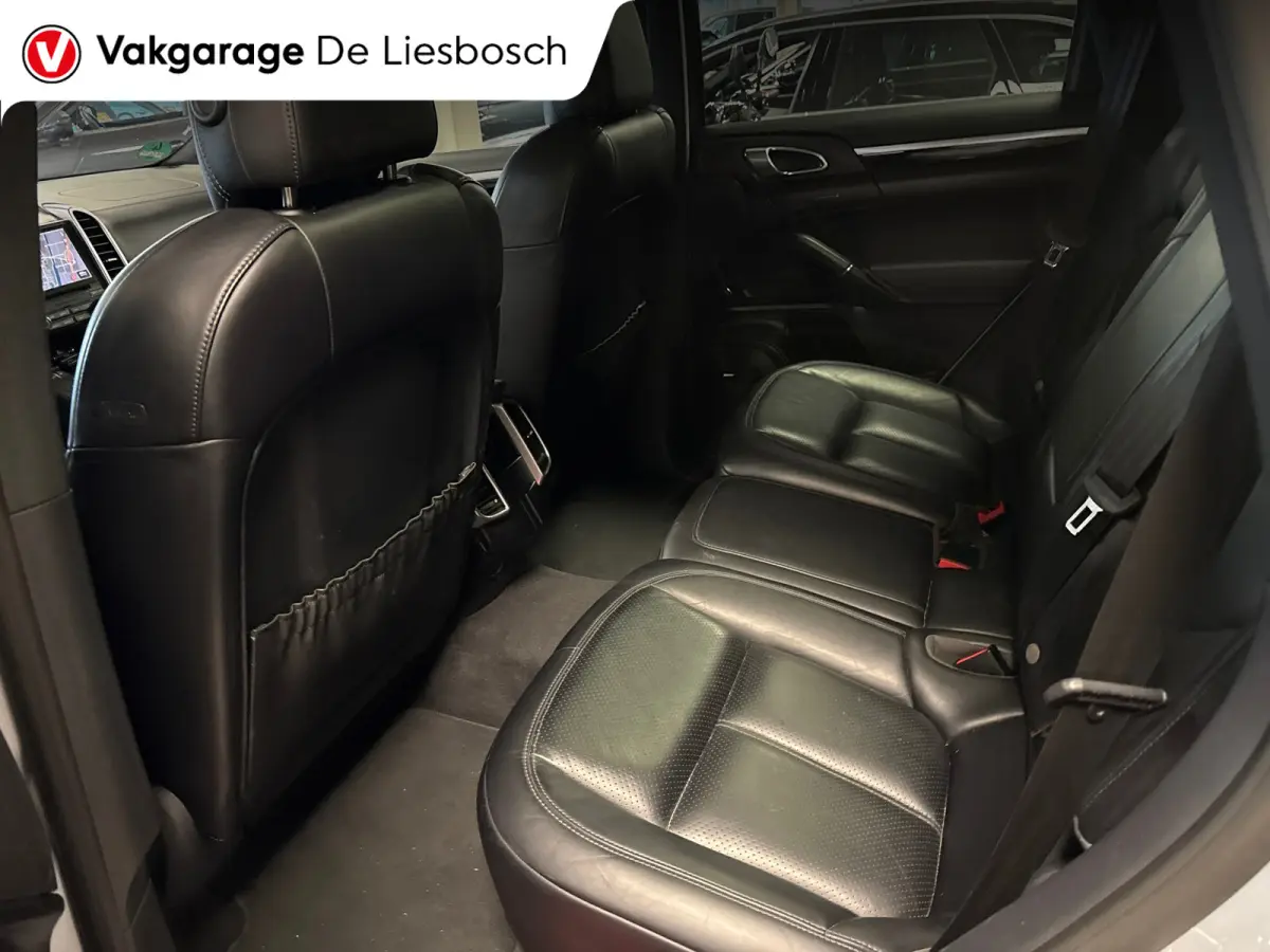 3.0 D Platinum Edition/pano/sport chrono/sport design/luchtverong/bose