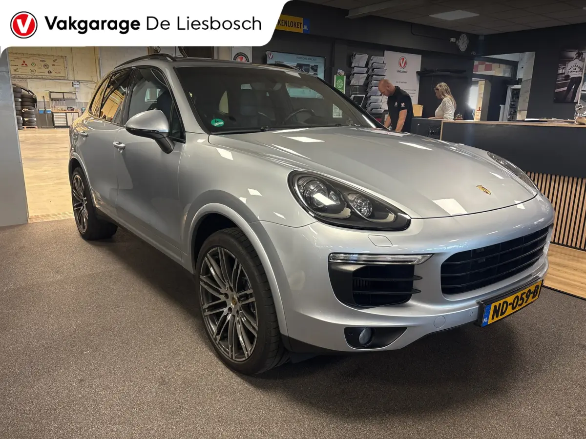 3.0 D Platinum Edition/pano/sport chrono/sport design/luchtverong/bose