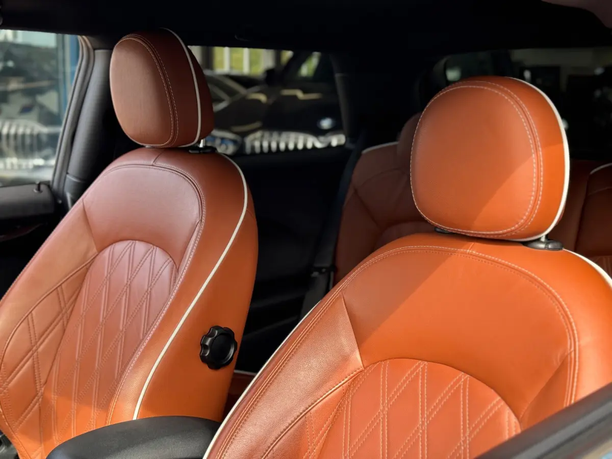 1.5 Cooper JCW 2019 ZWART NAVI LEDER LM NAP!