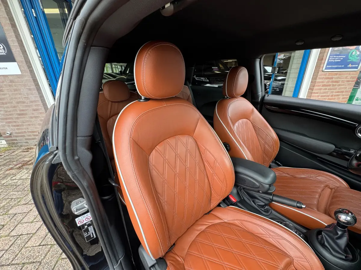 1.5 Cooper JCW 2019 ZWART NAVI LEDER LM NAP!