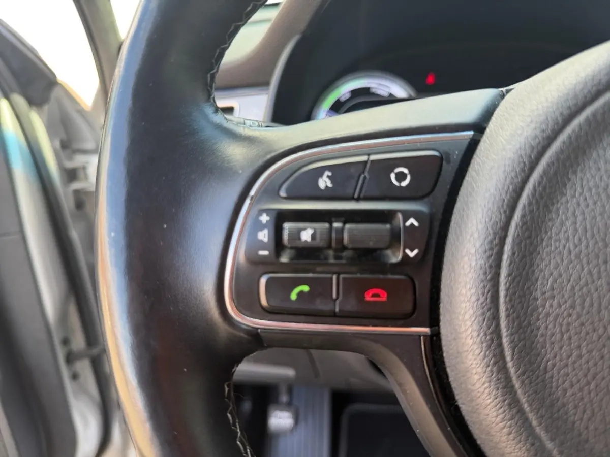 1.6 GDi Hybrid ExecutiveLine NAV|CAM|AUT|CRUIS|